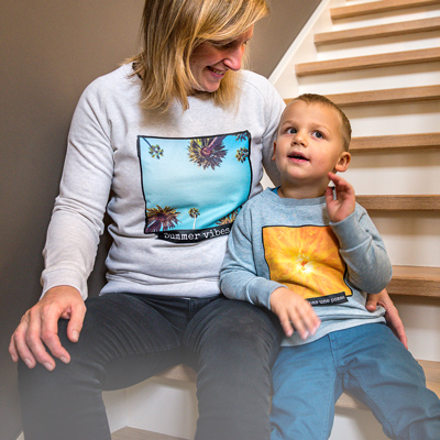 Kinder Sweatshirt mit Foto Blau meliert Rückseite 3 bis 4 Jahre